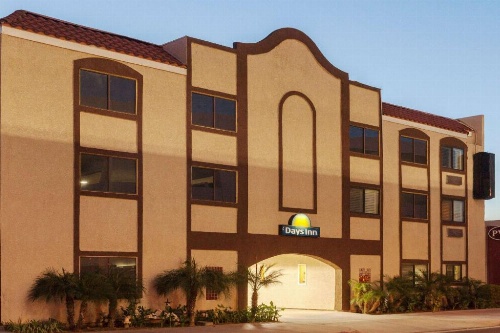 Days Inn by Wyndham Alhambra CA image 16